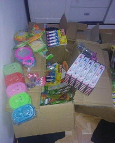 地摊一元日用百货 经济实惠的购物新选择